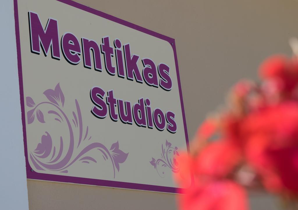 Mentikas Studios Laganas Eksteriør billede